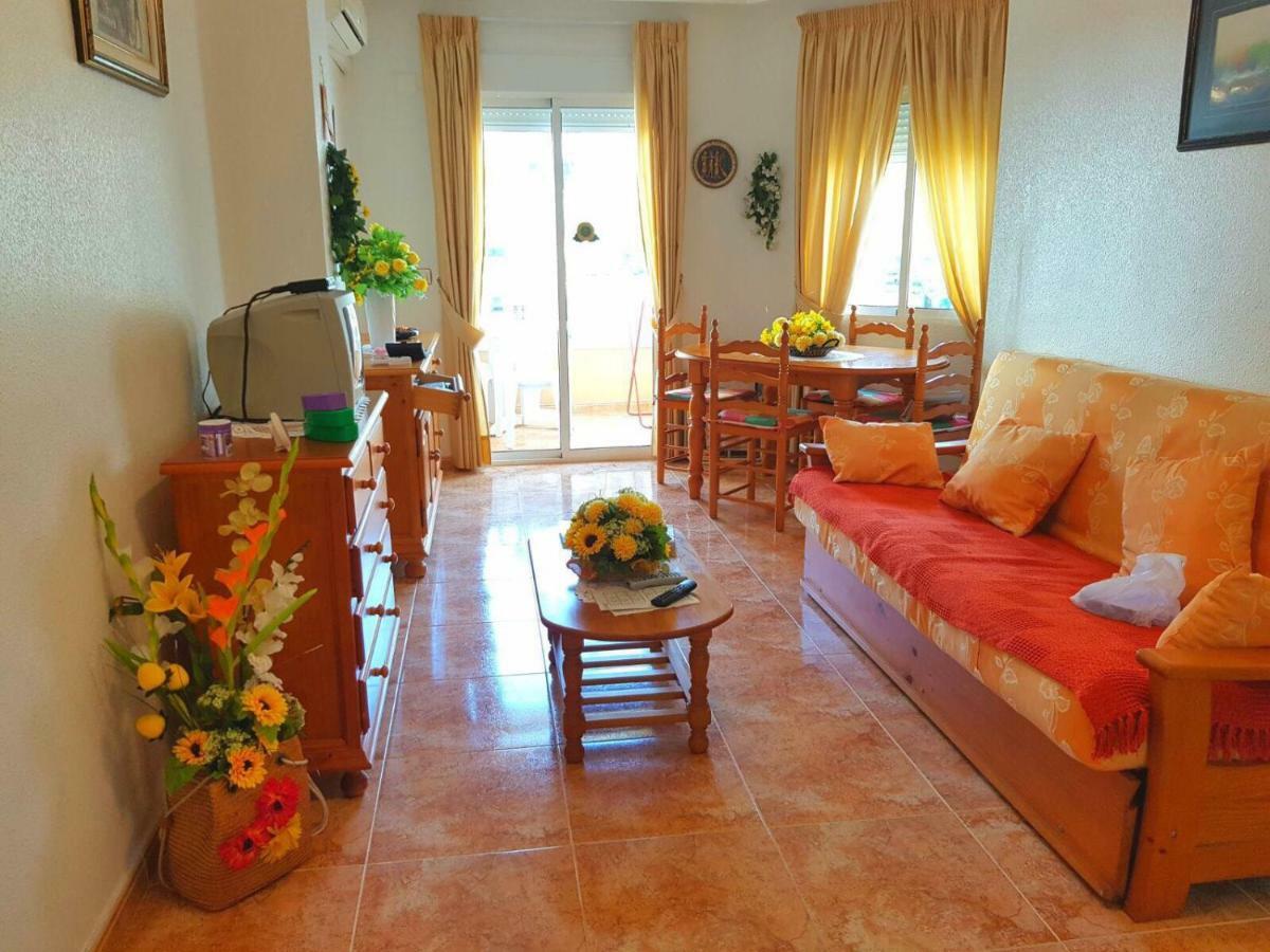 Sunny Appartment In The Center Торевьиа Экстерьер фото